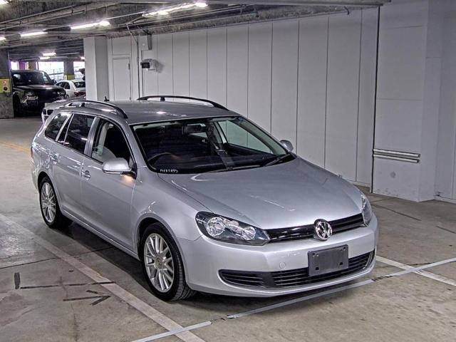 52 VOLKSWAGEN GOLF VARIANT 1KCAX 2011 г. (ZIP Osaka)